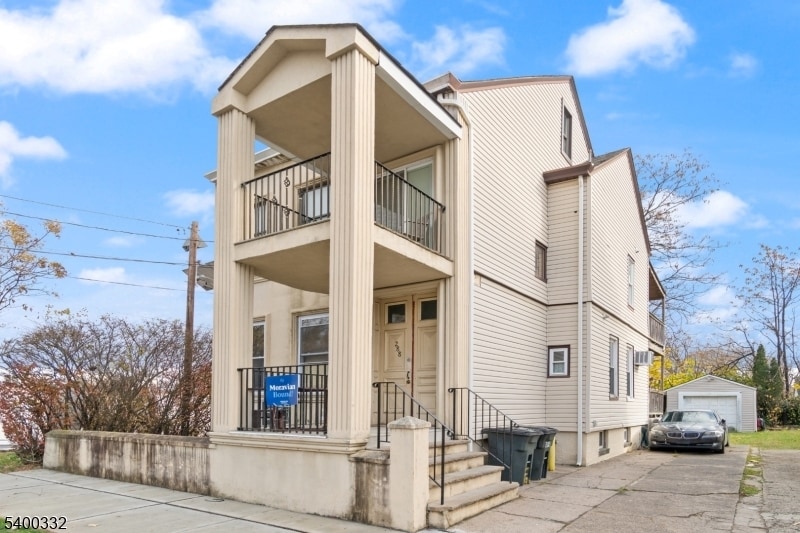 Foto principal - 288 N 6th St