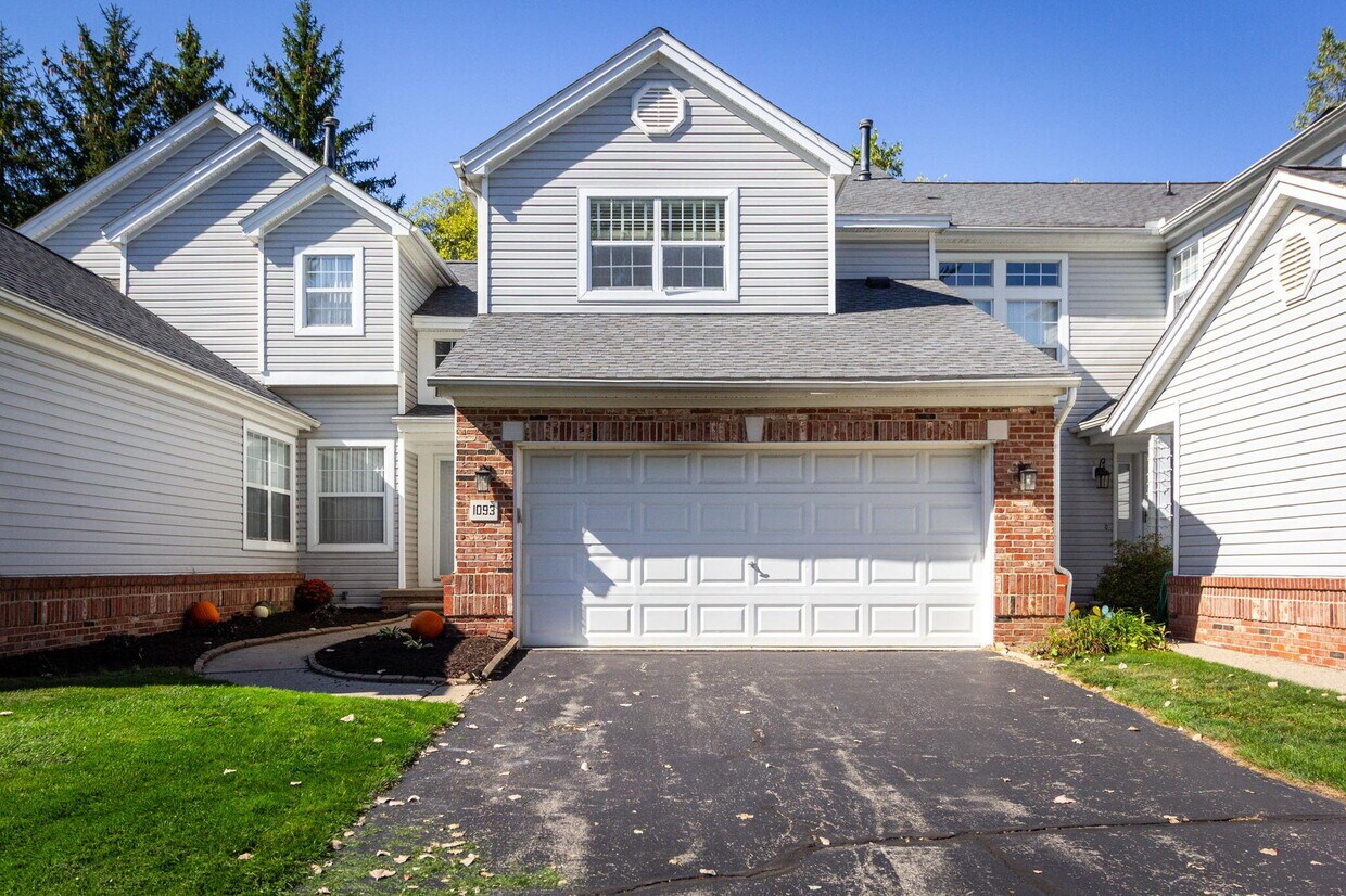 Foto principal - 1093 Fairways Blvd