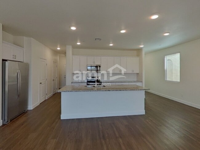 Building Photo - 96 Cabaletta Ln
