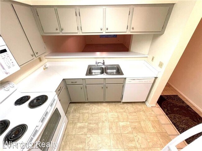 Building Photo - 2 br, 2 bath House - 2036 Mesquite Ln 303