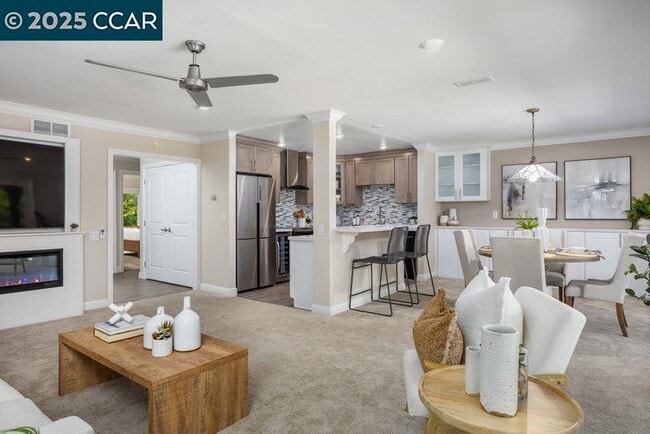 Building Photo - 1115 Oakmont Dr