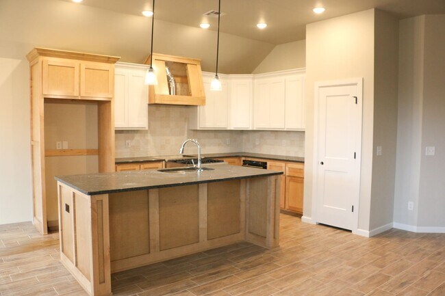 Foto del edificio - Brand New Home in Shawnee!