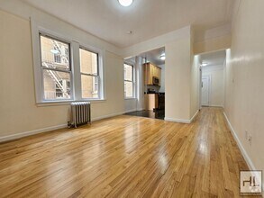 Building Photo - Amazing Studio in Greenwich Village