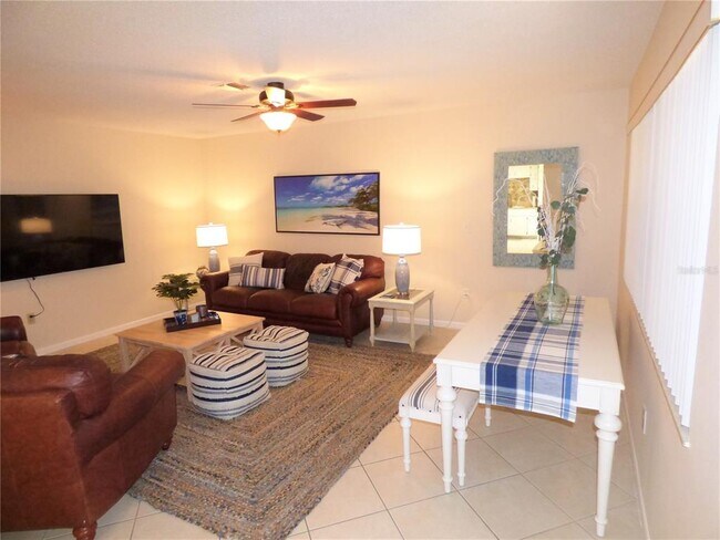 Building Photo - 1217 Aqui Esta Dr