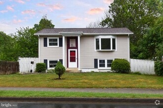 Building Photo - 13303 Huntington Ln