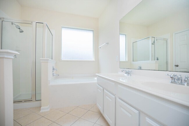 Building Photo - 7427 Boerne Creek Dr