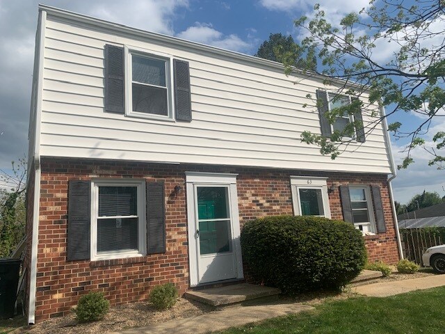 Foto principal - 61 Rockbridge Cir