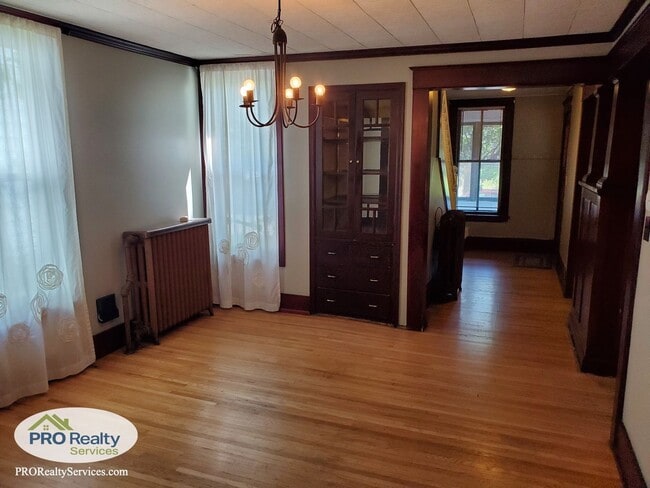 Foto del edificio - Charming 4 Bedroom Home