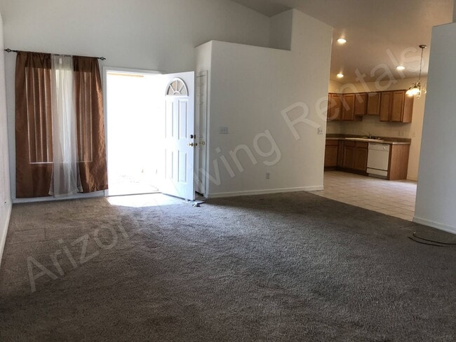 Building Photo - HUALAPAI MOUNTAIN FOOTHILLS HOME