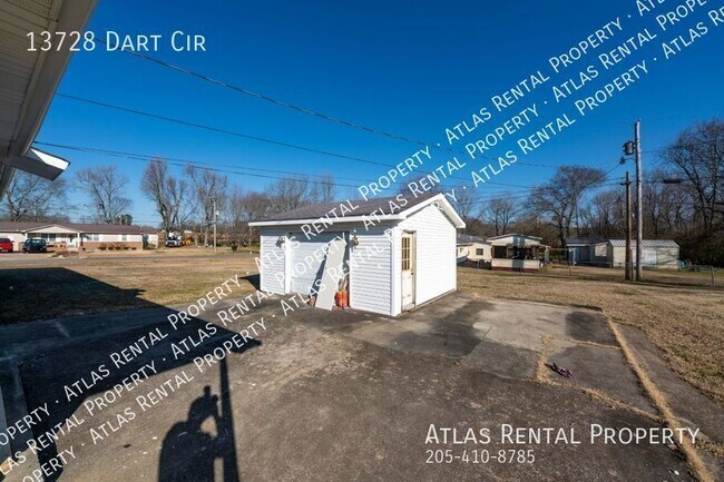 Foto del edificio - 13728 Dart Cir