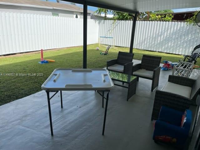Foto del edificio - 8 NW 109th Pl