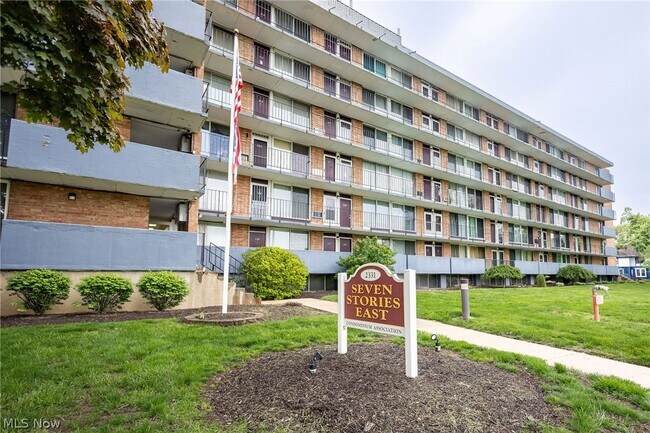 Foto del edificio - 2331 E Market St