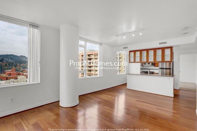 Foto del edificio - Modern 2-Bedroom, 2-Bath Condo with Stunni...