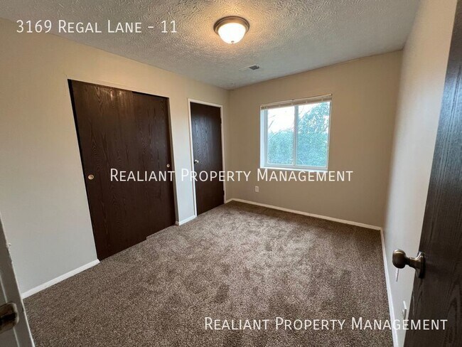 Foto del edificio - Charming 2-Bedroom Apartment in Cincinnati...