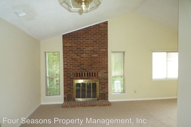 Building Photo - 819 Sardis Cove Dr