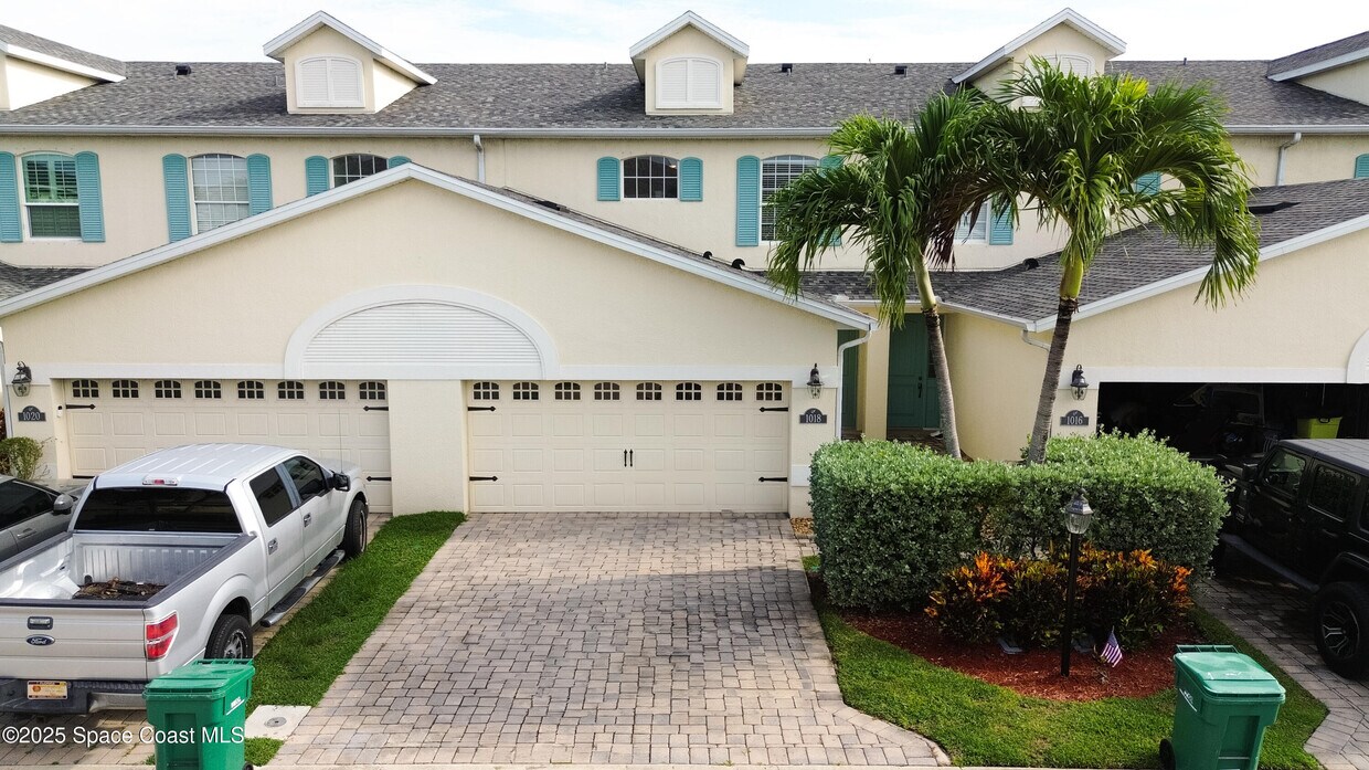 Foto principal - 1018 Steven Patrick Ave