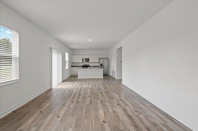 Foto del edificio - 11833 Vale St