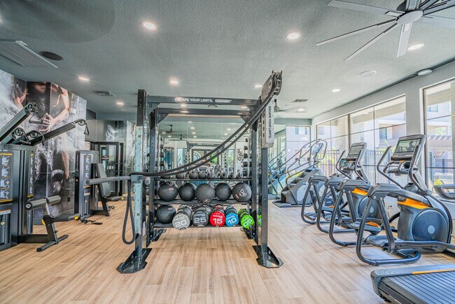 Foto del edificio - 6610 N 93rd Ave