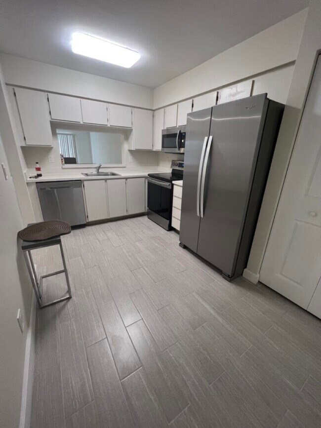 Foto del edificio - 14500 Stirling Way