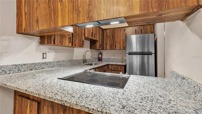 Foto del edificio - 2121 S San Gully Rd