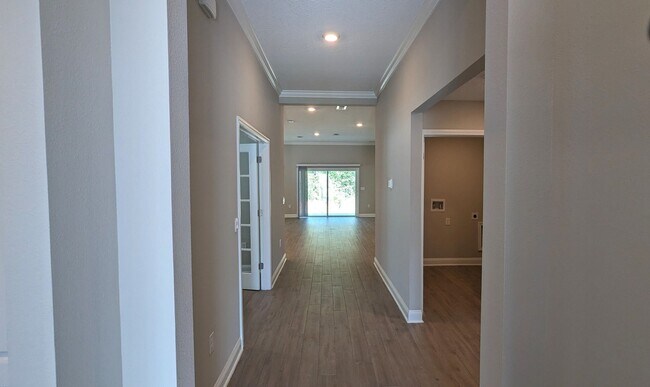 Foto del edificio - PREMIUM FINISHES - 2024 BUILD 4/2/2 CONSTR...