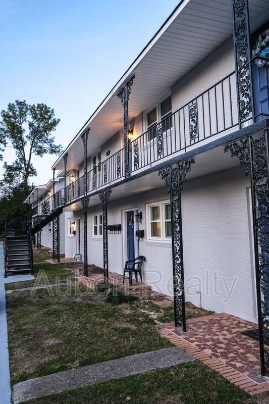 Building Photo - 1602 Johns Rd