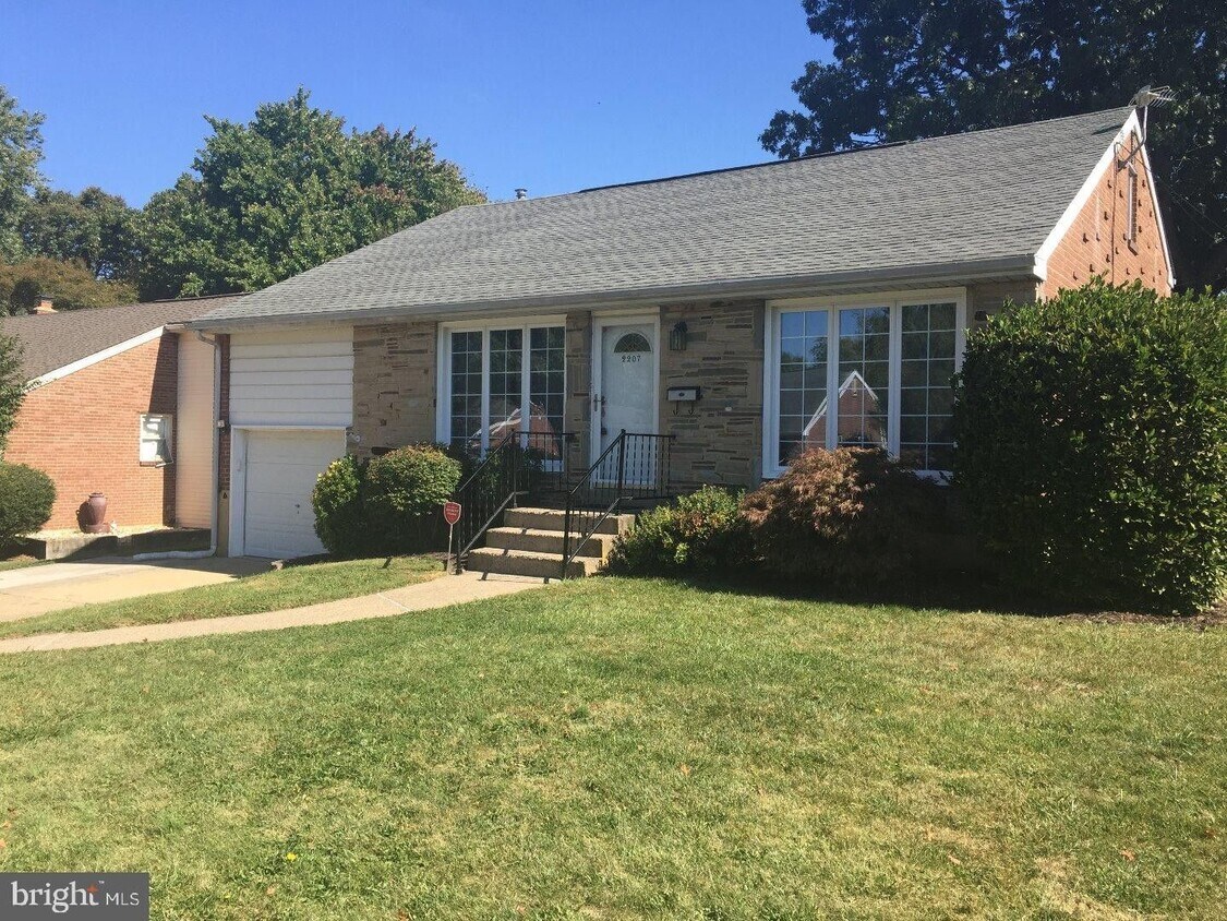 Primary Photo - Fairfax - North Wilmington - 4 bedroom ava...