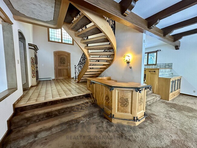 Building Photo - Beautiful Bavarian Chalet in Incline Villa...