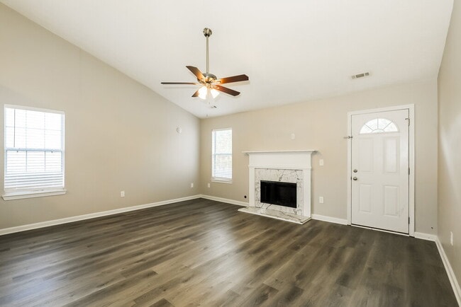 Building Photo - 11752 Spring Lake Way