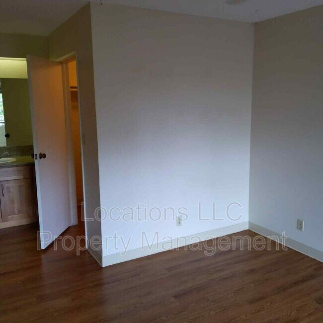 Foto del edificio - 46-318-318 Haiku Rd