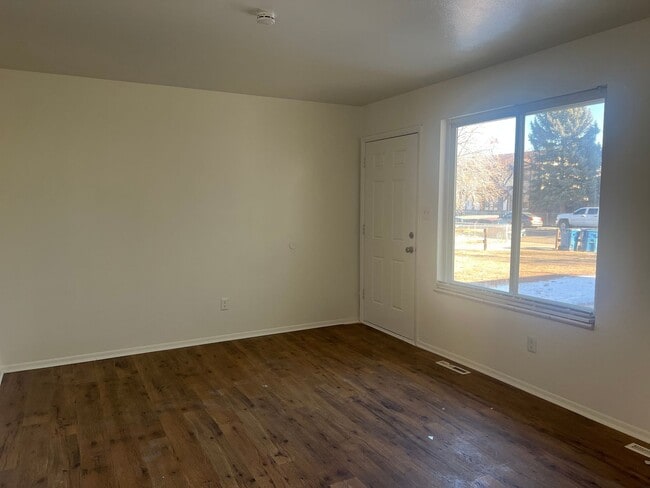 Photo - Lansing27 Apartment