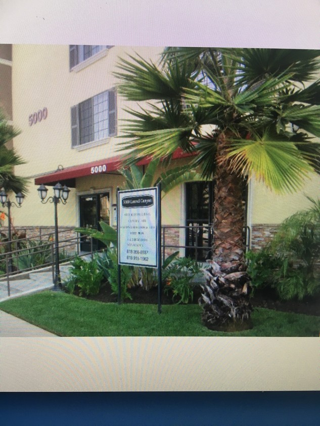 5000 Laurel cyn. Valley Village - 5000 Laurel Canyon Blvd