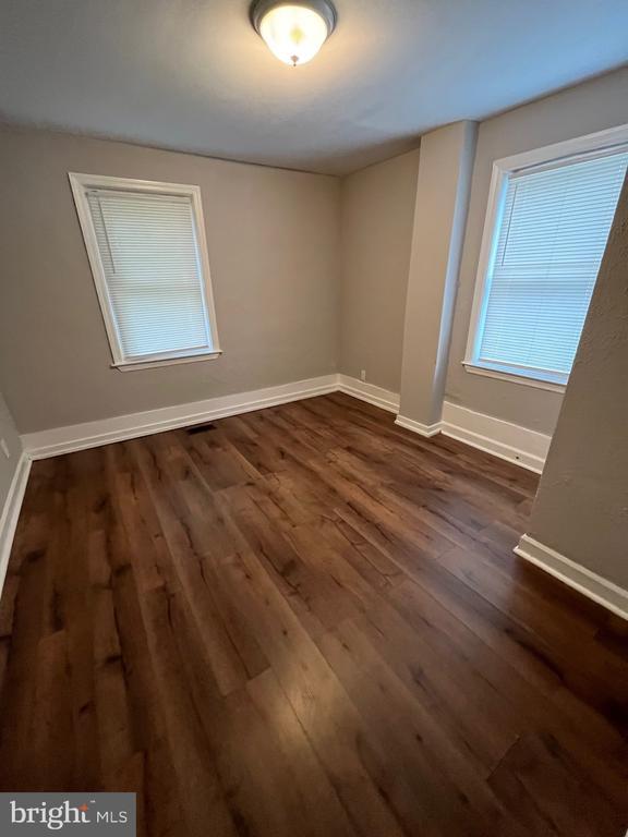 Foto del edificio - 5413 Belle Vista Ave