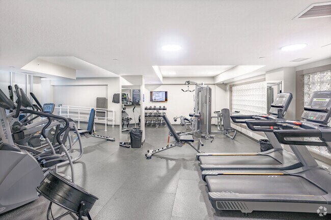Salle de fitness - Mayfair on Jasper