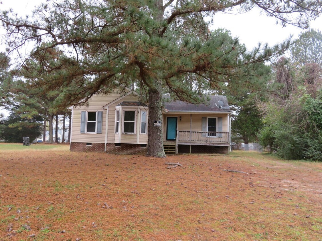 Primary Photo - Dinwiddie County VA