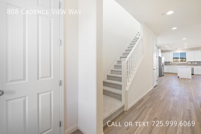Foto del edificio - 808 Cadence View Way
