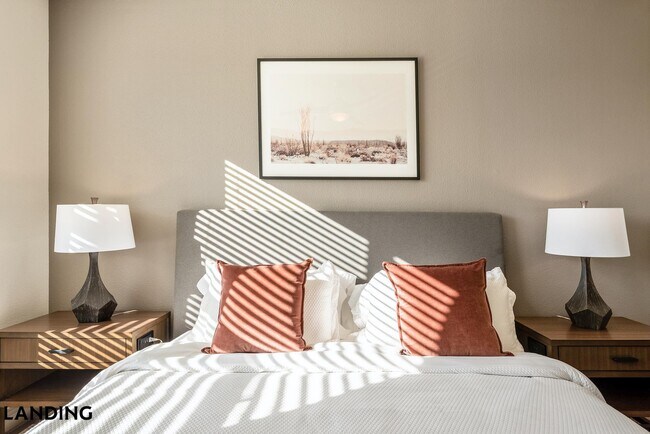 Foto del edificio - 14807 Woodland Hills Dr