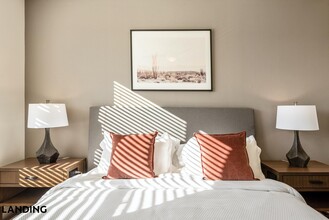 Building Photo - 1007 S Mint St