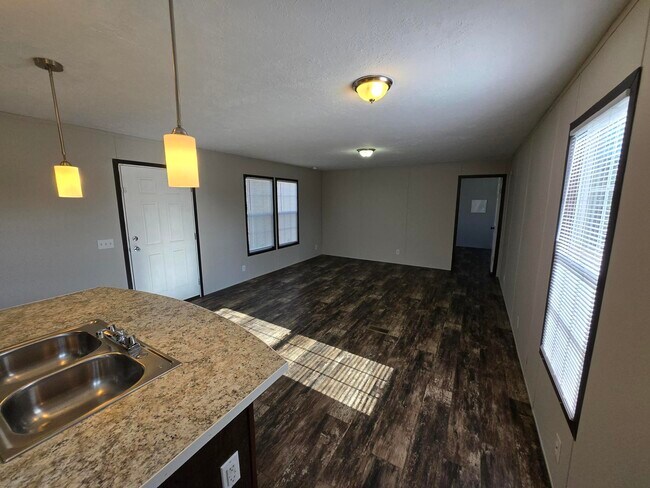 Foto del edificio - 6045 Frederick St