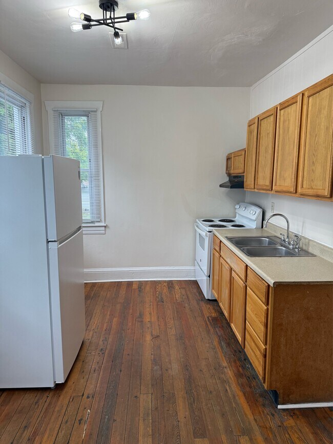 Foto del edificio - 1020 Jamison Ave SE