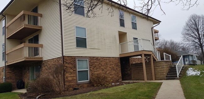 1907 Waterview Ln Unit 116, Waukesha, WI 53189 Apartment