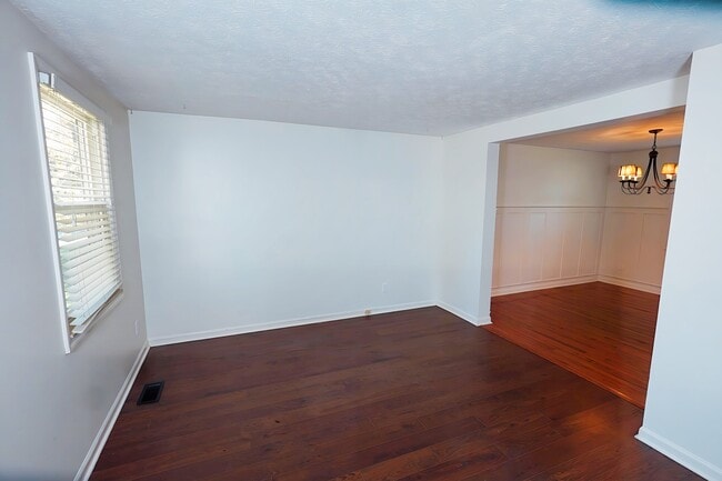 Building Photo - 8711 Blessing Dr