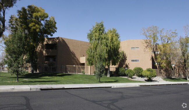 Building Photo - 7494 E EARLL Dr