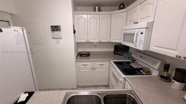 Foto del edificio - 11715 SW 18th St