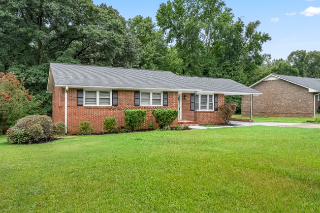 Building Photo - 3912 Seminole Ave