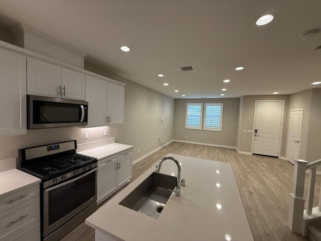 Building Photo - West Creek 3 Bedroom Home for Rent in Vale...