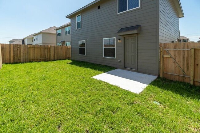 Foto del edificio - 16926 Andrew Nook Ln