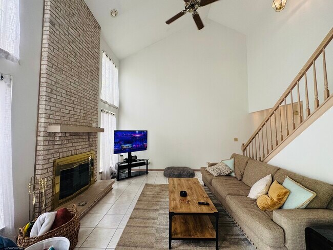 Foto del edificio - 2164 Seaver Ln