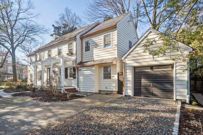 Detached One Car Garage - 7400 Connecticut Ave
