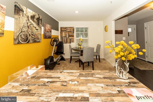 Foto del edificio - 10503 GALENA Ln